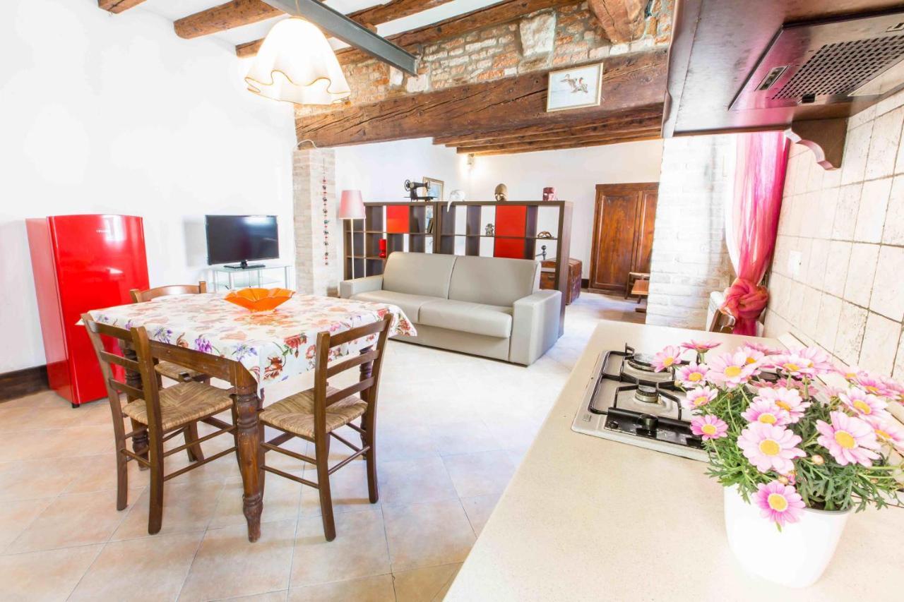 Canal Dream Cosy Apartment With Canal View Венеция Екстериор снимка