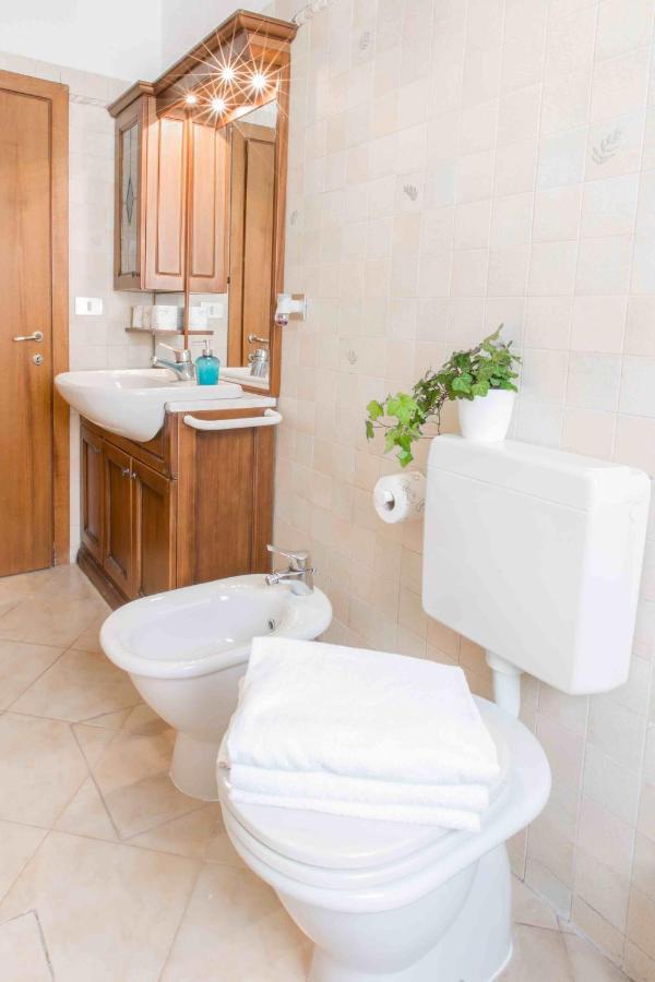 Canal Dream Cosy Apartment With Canal View Венеция Екстериор снимка